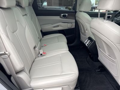 2022 Kia Sorento - Photo 46