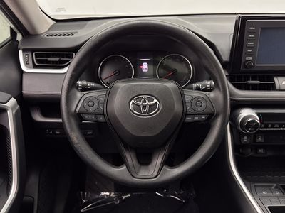 2019 Toyota RAV4 — photo 24 view