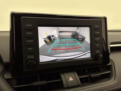 2019 Toyota RAV4 — photo 17 view
