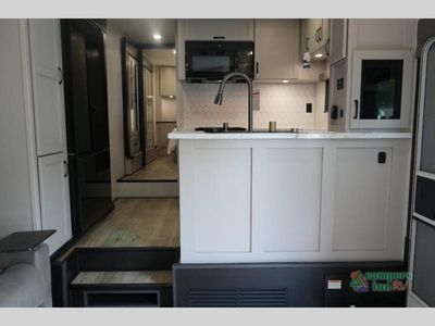 2026 Jayco Seismic - Photo 17