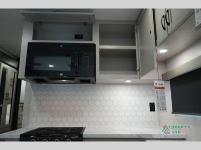 2026 Jayco Seismic - Photo 26