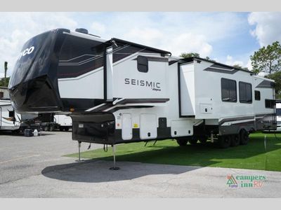 2026 Jayco Seismic - Photo 3