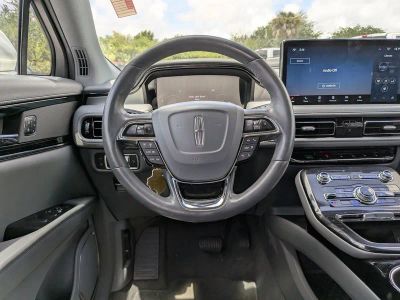 2023 Lincoln Nautilus — photo 10 view