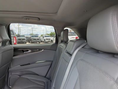 2023 Lincoln Nautilus — photo 13 view