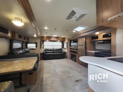 2018 Forest River Rockwood Ultra Lite - Photo 7