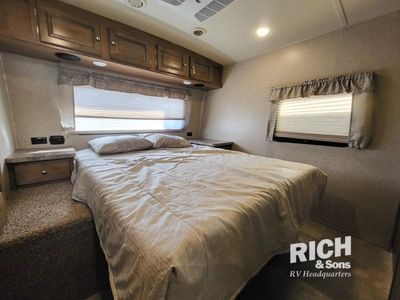 2018 Forest River Rockwood Ultra Lite - Photo 17