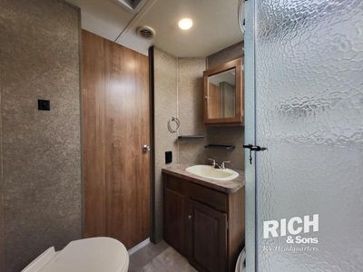 2018 Forest River Rockwood Ultra Lite - Photo 21