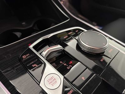 2026 BMW X5 xDrive40i — photo 16 view