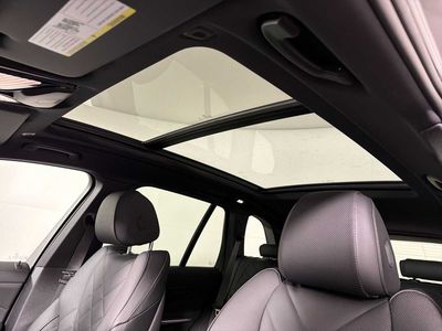 2026 BMW X5 xDrive40i — photo 18 view
