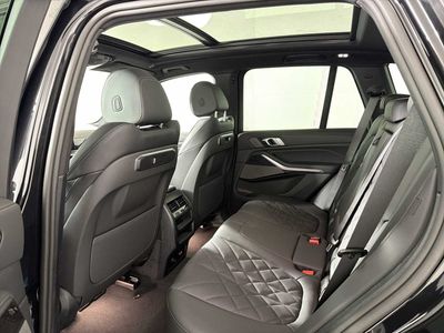 2026 BMW X5 xDrive40i — photo 19 view
