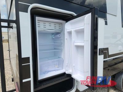 2026 Brinkley Model Z - Photo 16