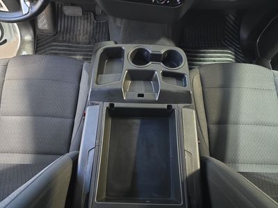 2025 Chevrolet Silverado 2500HD — photo 13 view