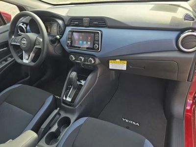 2025 Nissan Versa — photo 11 view