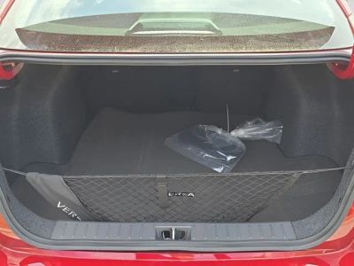 2025 Nissan Versa — photo 10 view