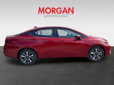 2025 Nissan Versa — photo 9 view