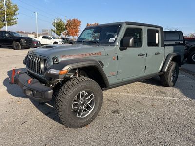 2026 Jeep Gladiator — photo 12 view