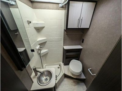 2018 Thor Motor Coach Compass - Photo 8