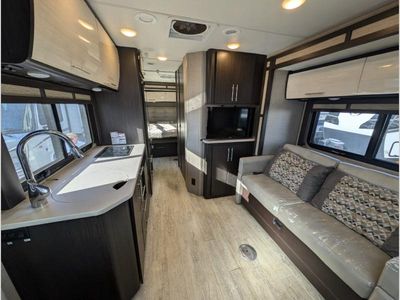 2018 Thor Motor Coach Compass - Photo 4