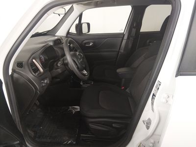 2023 Jeep Renegade - Photo 21