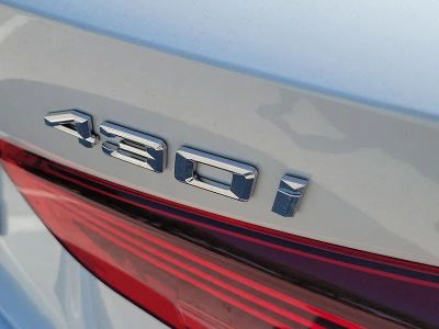 2026 BMW 4 Series — photo 8 view
