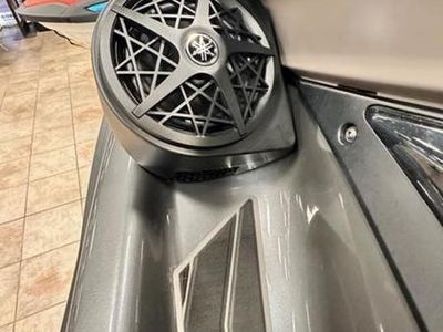 2025 Yamaha Waverunners FX HO with Audio - Photo 12