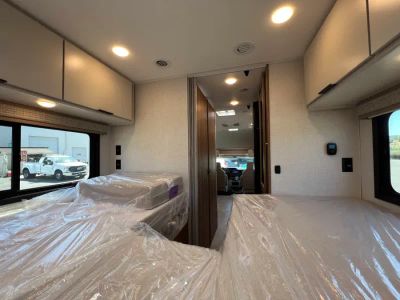 2027 Thor Motor Coach CHATEAU — photo 18 view