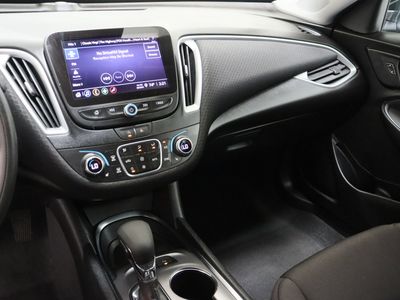 2024 Chevrolet Malibu FWD — photo 16 view