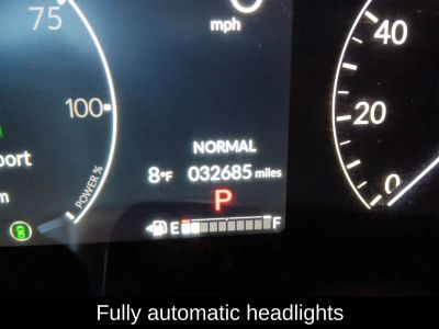 2023 Honda CR-V Hybrid Sport Touring — photo 17 view