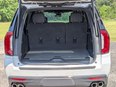 2024 GMC Yukon XL - Photo 23