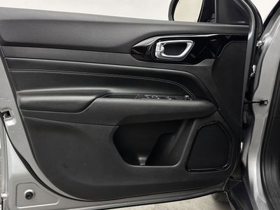 2022 Jeep Compass - Photo 9