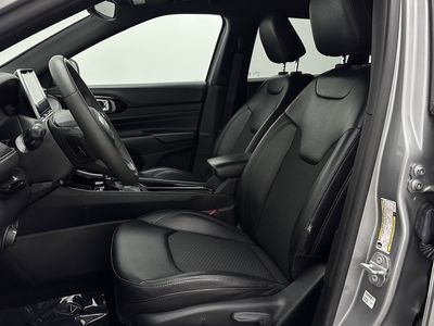 2022 Jeep Compass - Photo 12