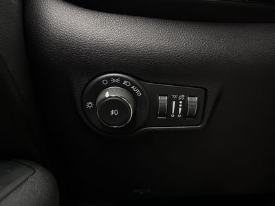 2022 Jeep Compass - Photo 16