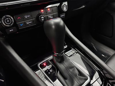 2022 Jeep Compass - Photo 13