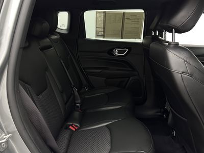 2022 Jeep Compass - Photo 28