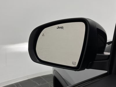 2022 Jeep Compass - Photo 11