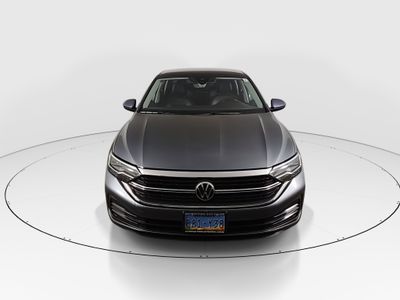 2023 Volkswagen Jetta - Photo 2