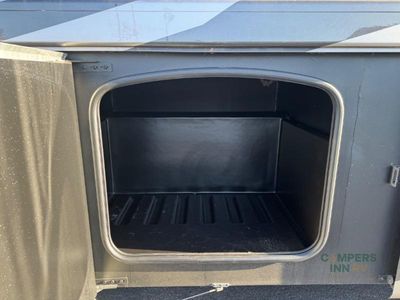 2025 Thor Motor Coach Inception - Photo 13