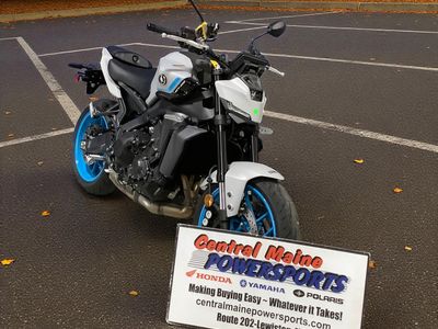 2025 Yamaha MT-09 - Photo 2