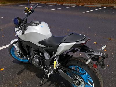 2025 Yamaha MT-09 - Photo 3