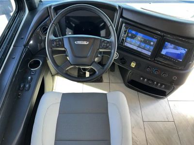 2026 Fleetwood DISCOVERY LXE - Photo 2
