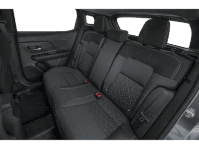 2026 Nissan Kicks — photo 10 view