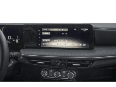 2026 Nissan Kicks — photo 7 view