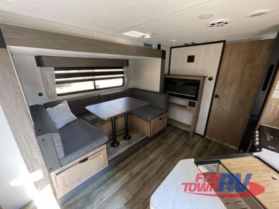 2024 Forest River RV Cherokee Grey Wolf - Photo 18