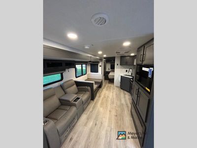 2026 Forest River RV Rockwood Ultra Lite - Photo 13