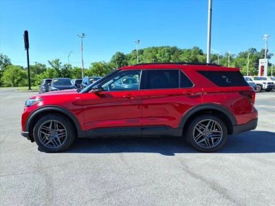 2025 Ford Explorer — side profile view