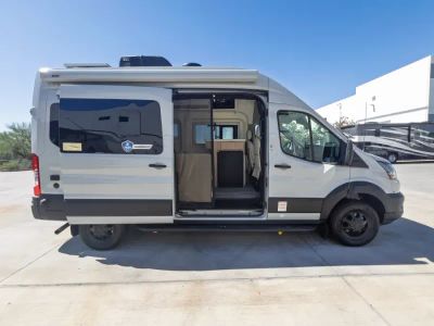 2027 Thor Motor Coach TALAVERA — photo 17 view