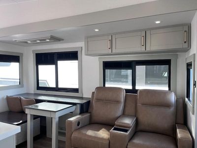 2026 Brinkley Model Z - Photo 11