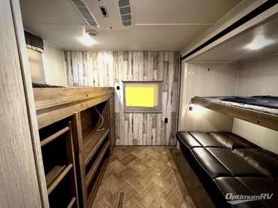 2022 Palomino Puma - Photo 22
