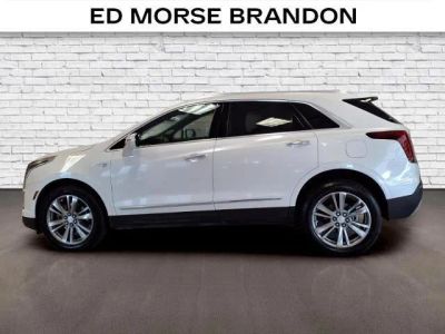 2025 Cadillac XT5 — side profile view