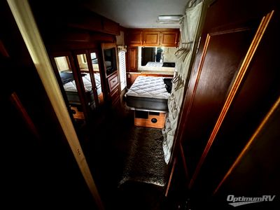 2007 Gulf Stream Crescendo - Photo 16